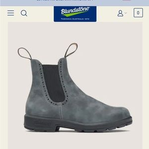 Blundstones Women’s size 8